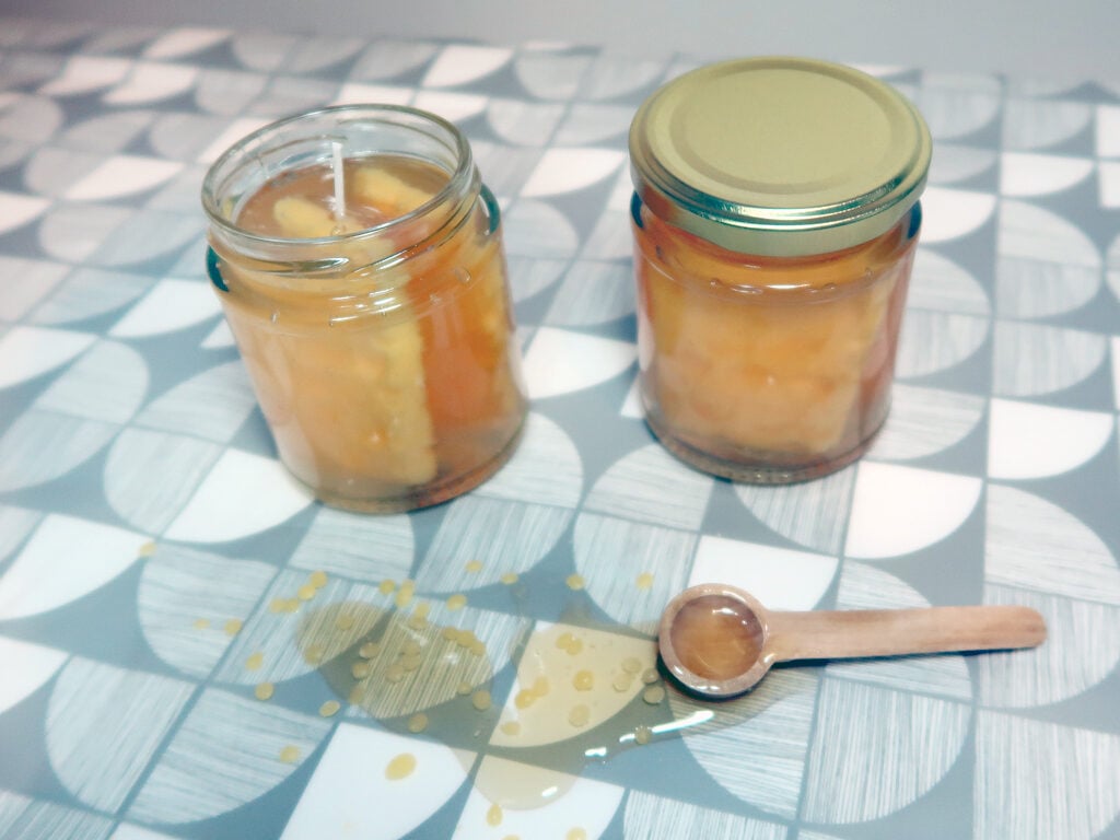 diy honey candle with real beeswax and gel wax